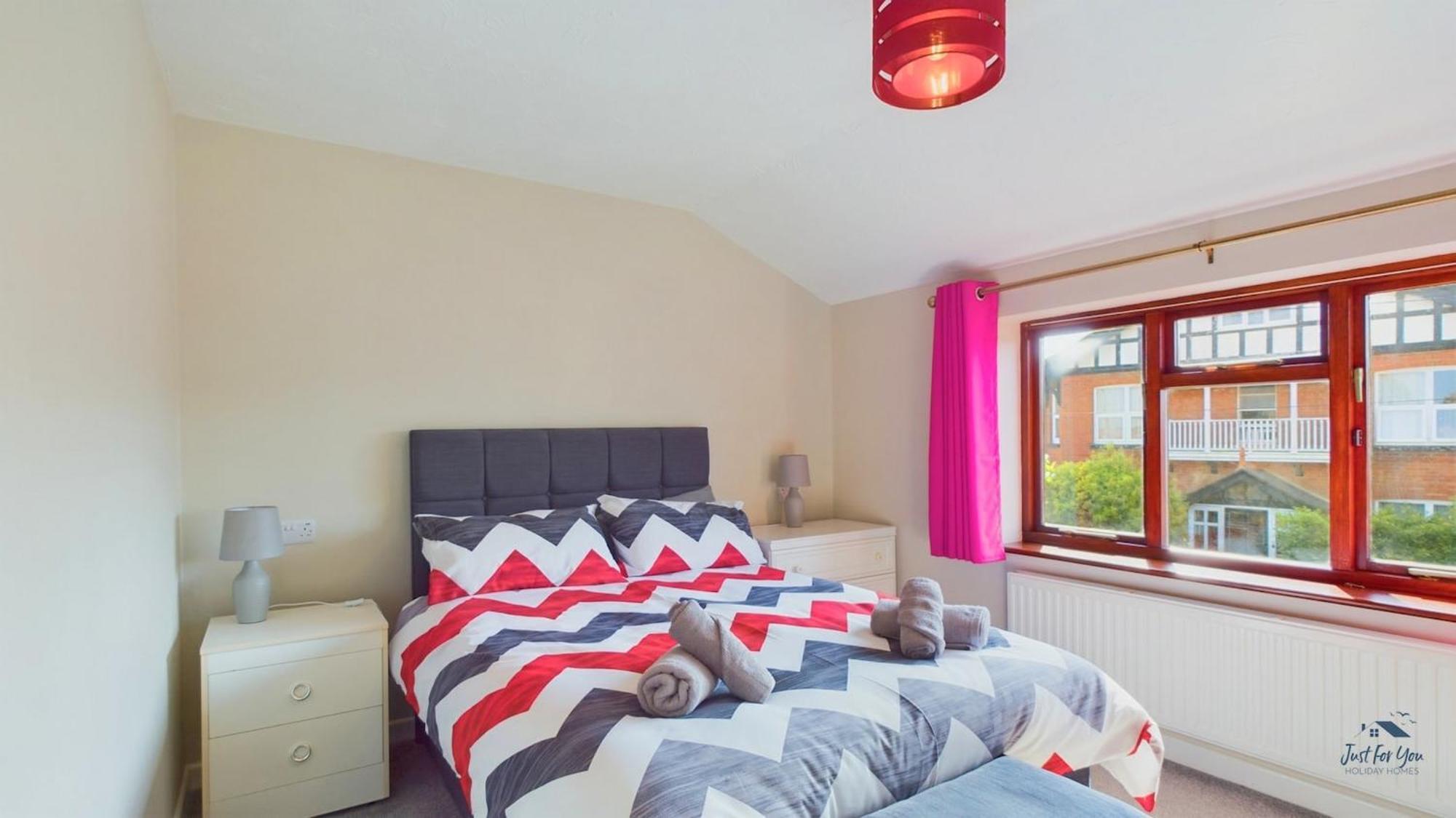 Dartmouth House Villa Totland Екстериор снимка