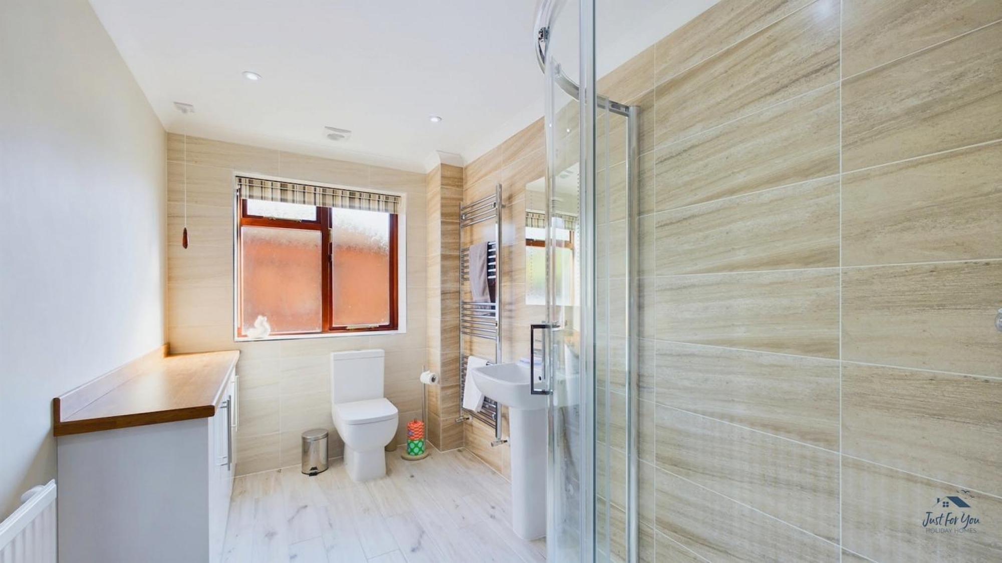Dartmouth House Villa Totland Екстериор снимка