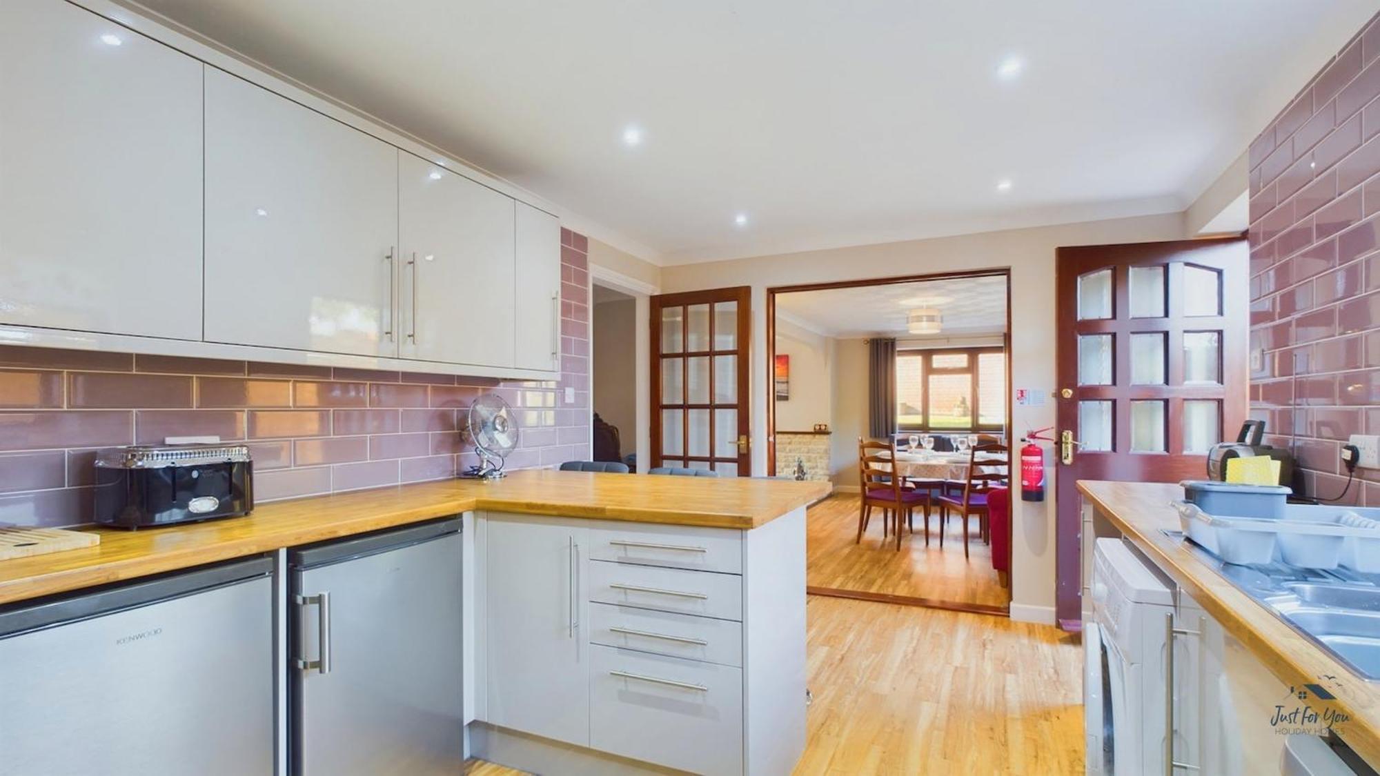 Dartmouth House Villa Totland Екстериор снимка