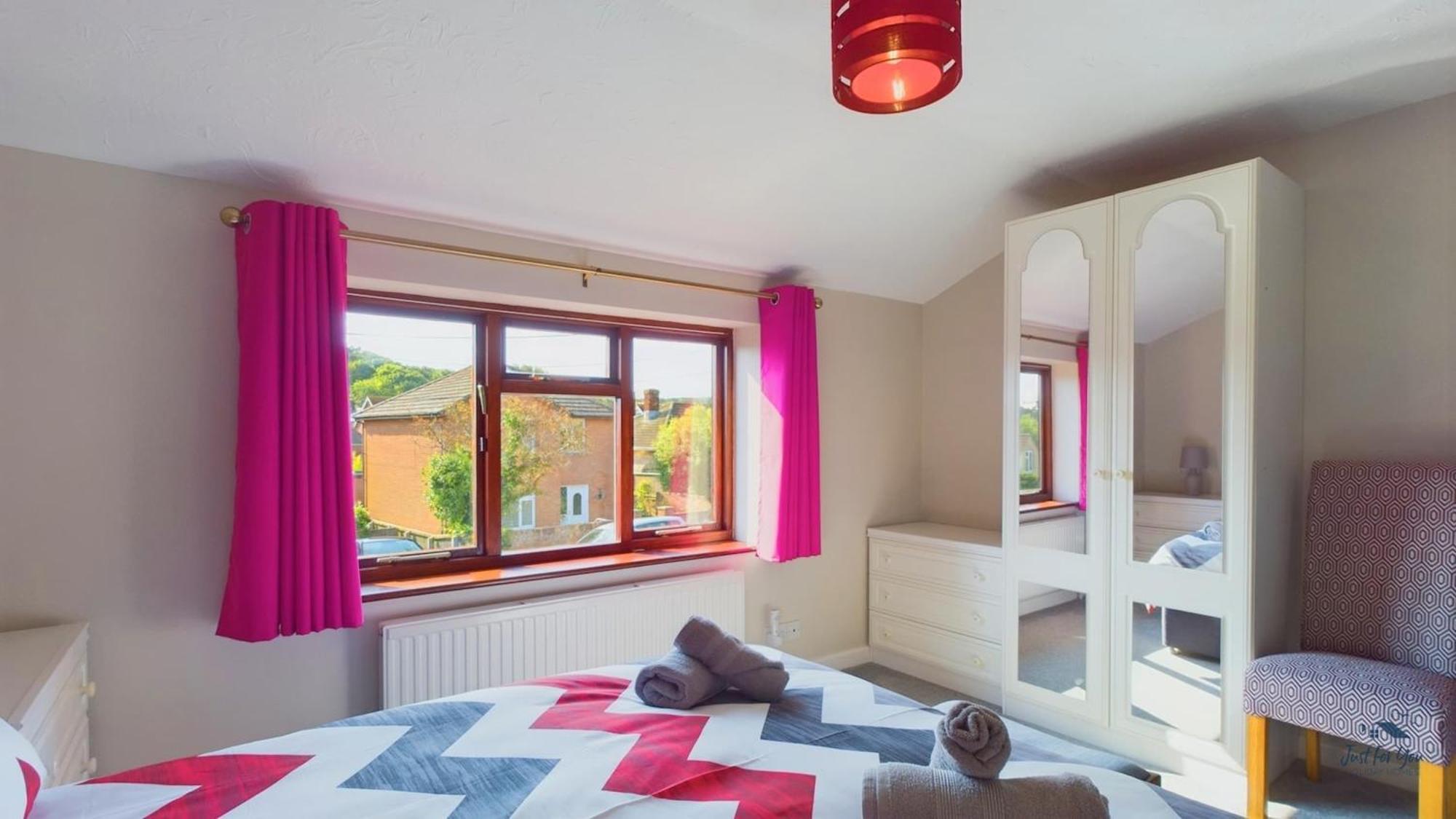 Dartmouth House Villa Totland Екстериор снимка